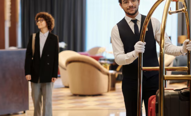Top Uniform Styles for Luxury Hotel Attire in UAE